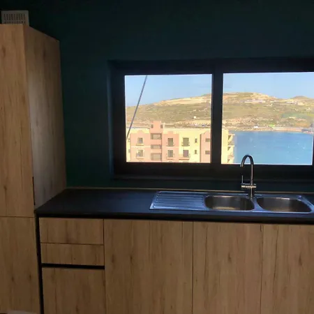 2 Bedroom Penthouse With Sea Views- Qawra *