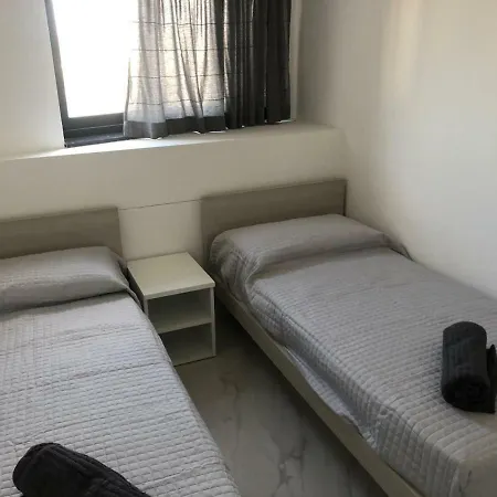 2 Bedroom Penthouse With Sea Views- Qawra Apartment