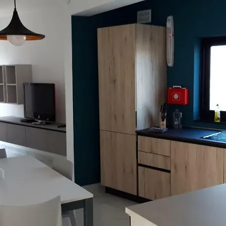 2 Bedroom Penthouse With Sea Views- Qawra *